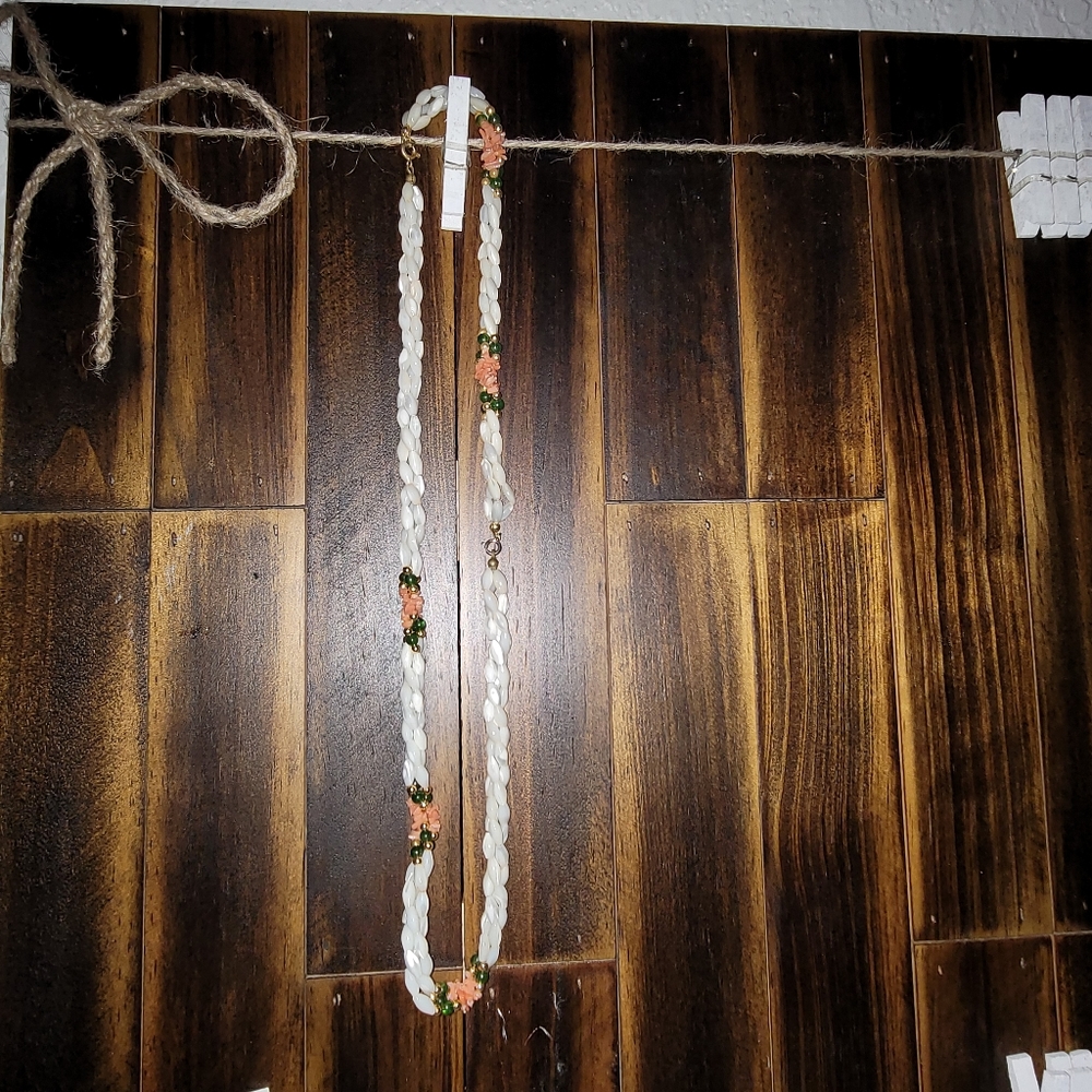 Long necklace or necklace with bracelet